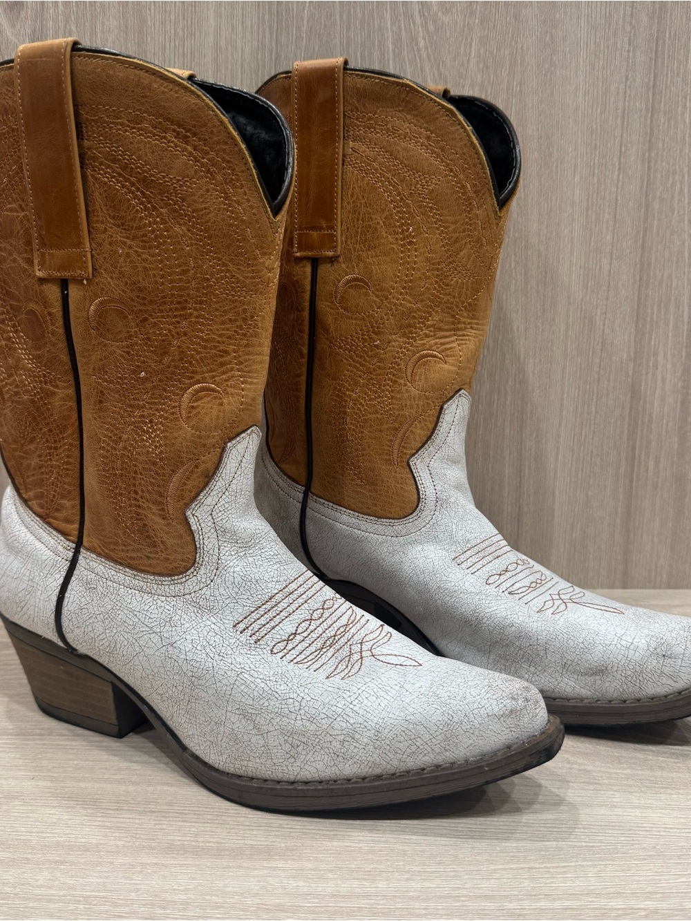 Two-Tone Tan & White Western Heeled Boots
